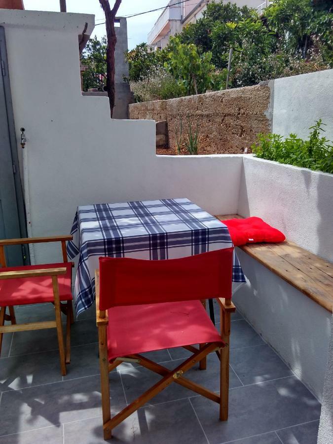 Apartman Nora Apartment ฮวาร์ ภายนอก รูปภาพ